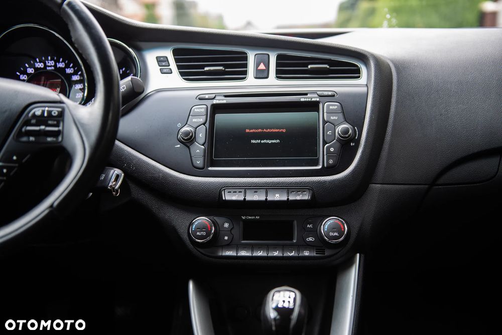 Kia Ceed Cee'd 1.4 Business Line - 33