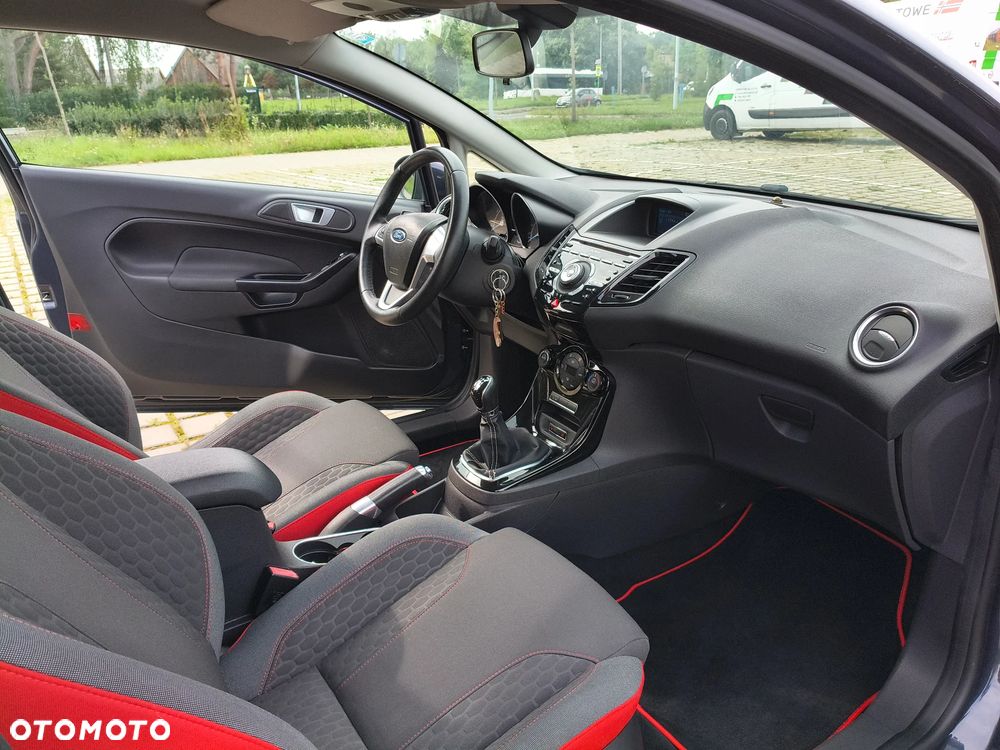 Ford Fiesta 1.0 EcoBoost STart-Stop ST-LINE - 25