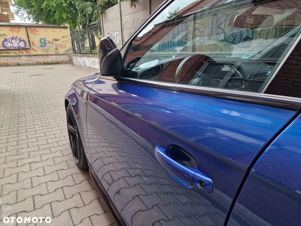 Audi A4 Avant 2.0 TDI quattro - 26
