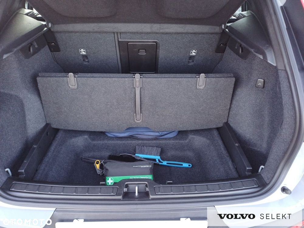 Volvo XC 40 - 20