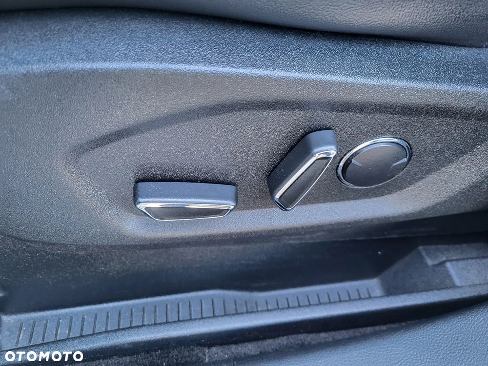 Ford Edge 2.0 TDCi Bi-Turbo 4x4 ST-LINE - 13