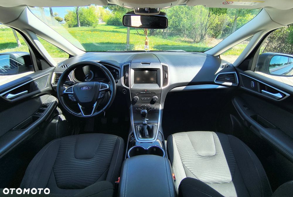 Ford S-Max 2.0 TDCi Trend - 10