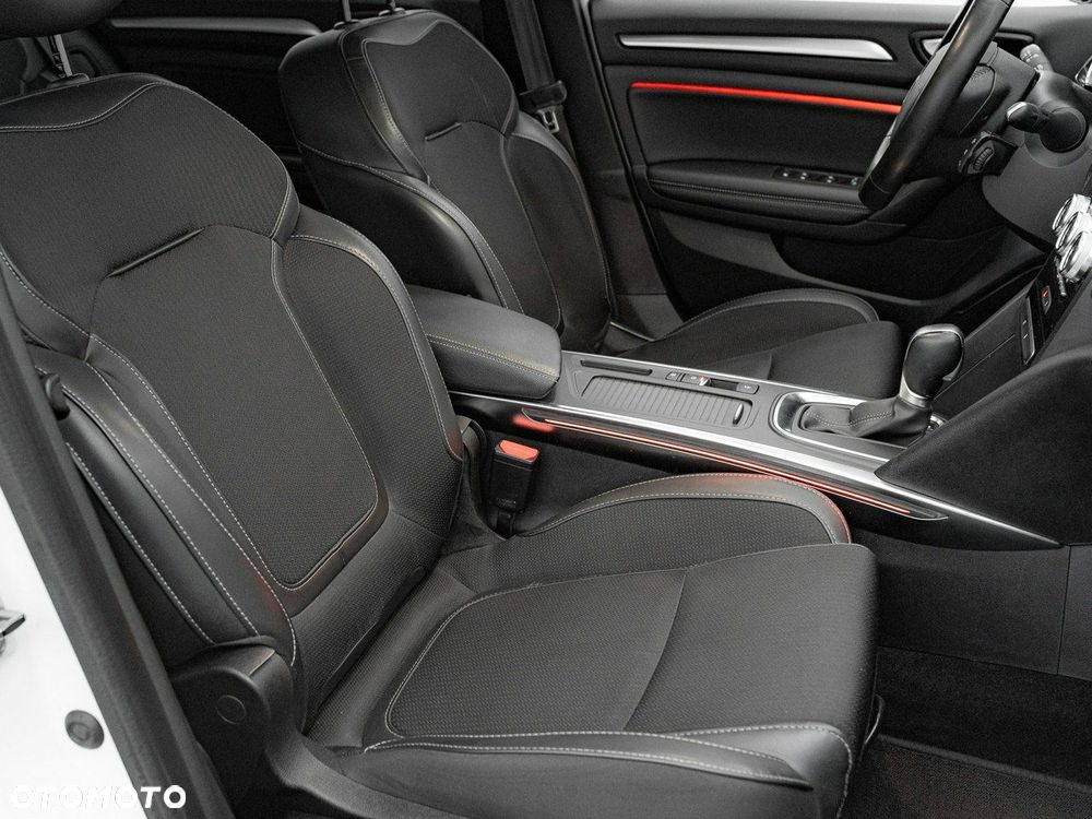 Renault Megane 1.5 Blue dCi Intens EDC - 33