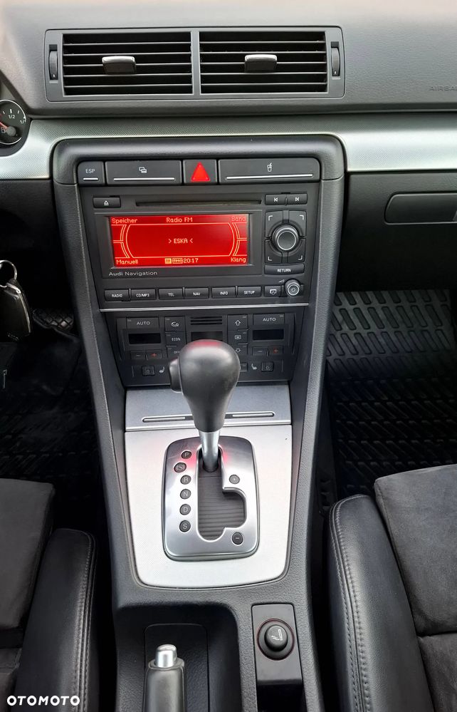 Audi A4 Limousine 1.8 T multitronic - 27