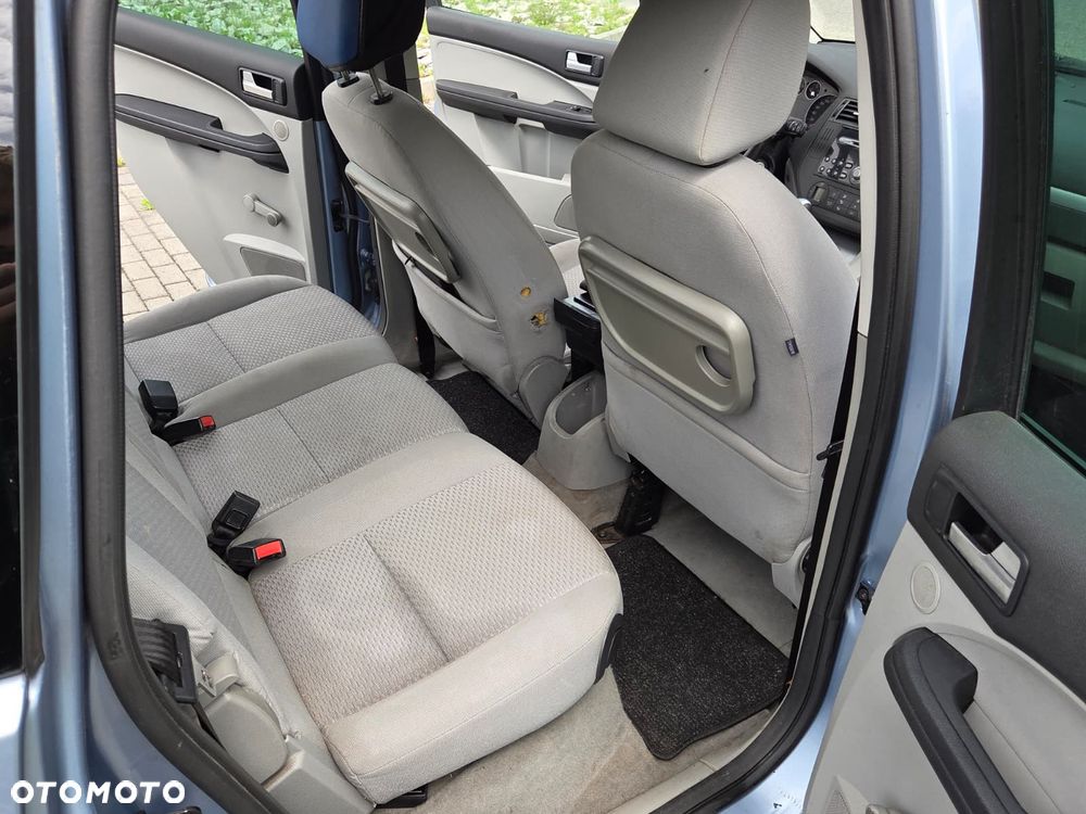 Ford Focus C-Max 1.6 TDCi Ambiente - 29