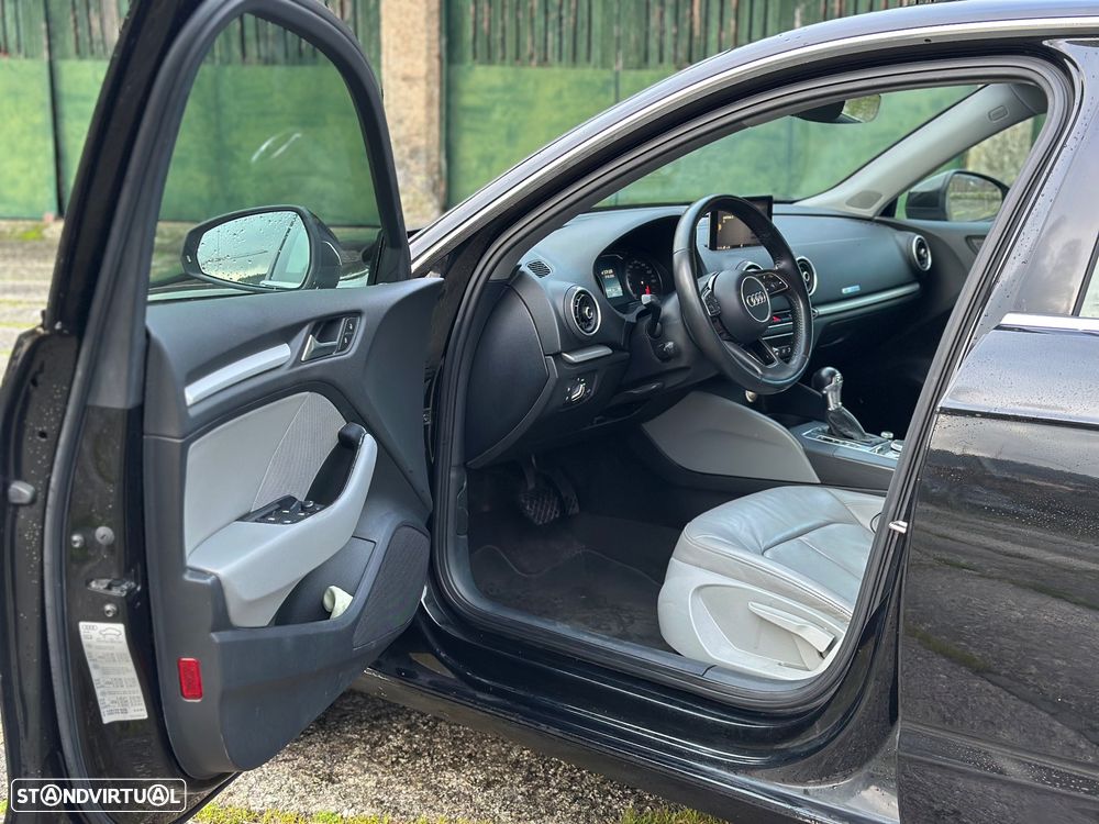 Audi A3 Sportback 1.6 TDI Sport S tronic - 23