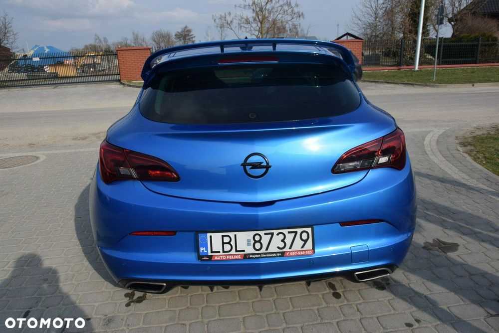 Opel Astra OPC EU6 - 12