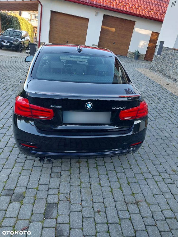 BMW Seria 3 330i GPF xDrive Luxury Line - 12