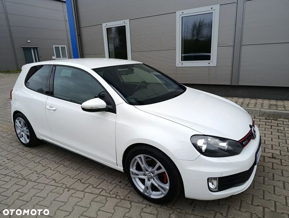 Volkswagen Golf 2.0 GTI - 25