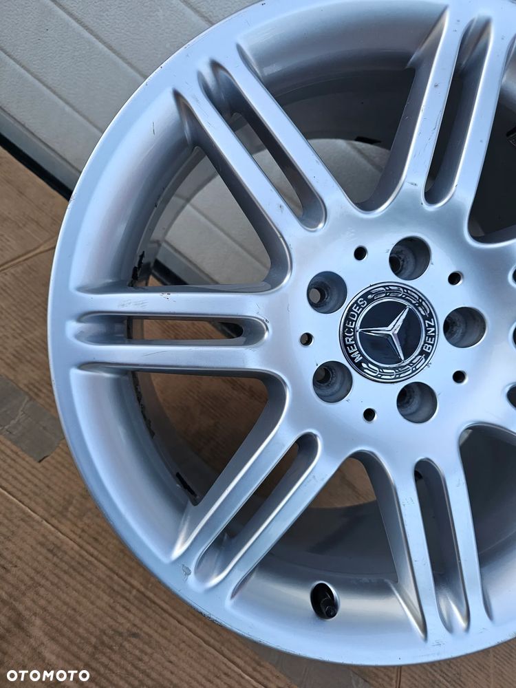 (F111) Mercedes-Benz OE Klasa C W203 / 8,5Jx17 ET34 5x112 / A2034014802 - 4