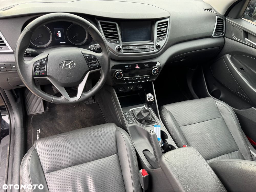 Hyundai Tucson blue 1.7 CRDi 2WD Intro Edition - 18