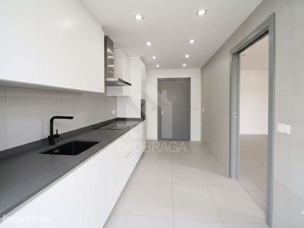 Venda de Apartamento T3 em Lomar - Grande imagem: 2/37