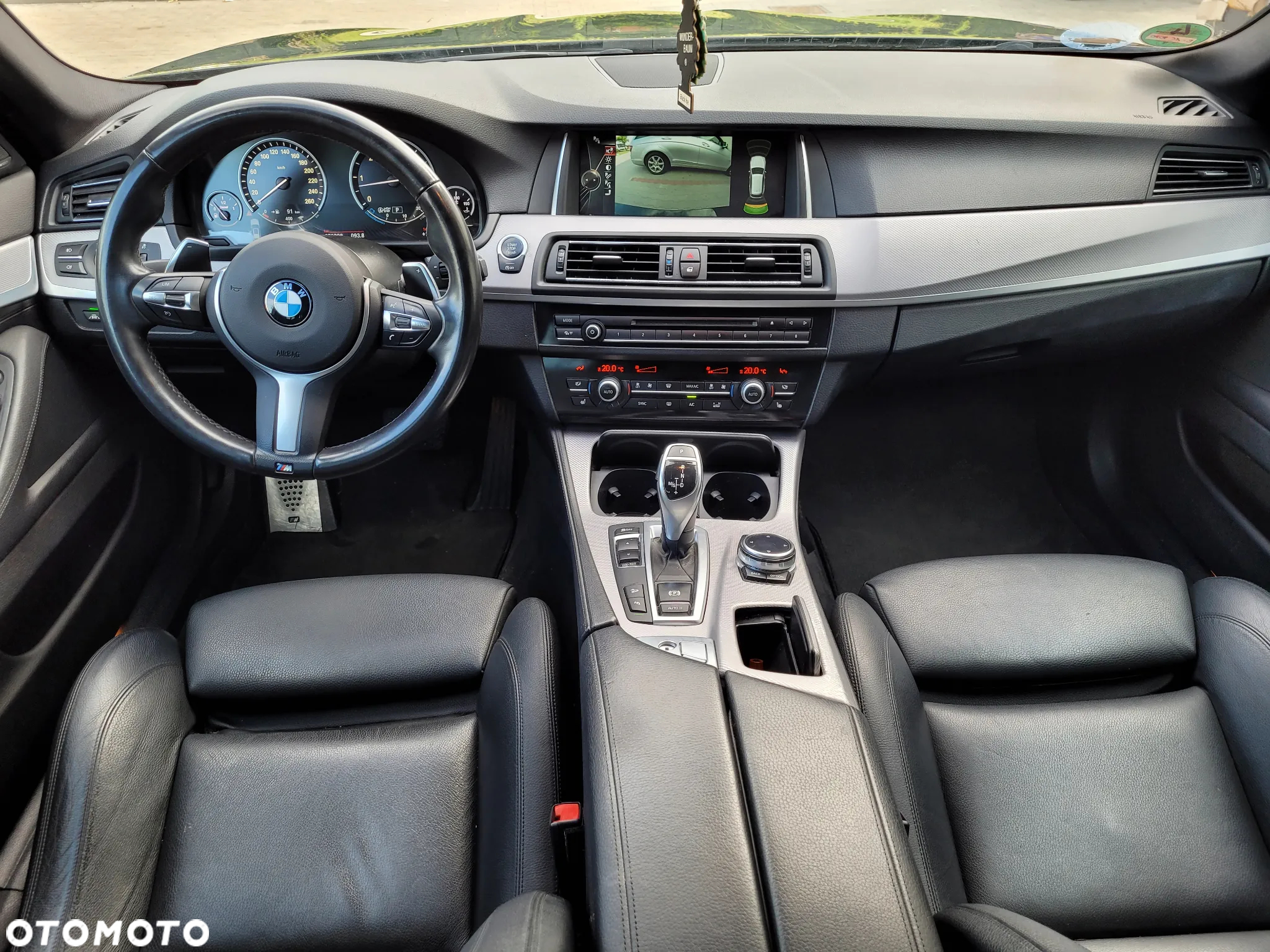 BMW Seria 5 530d xDrive Touring - 15