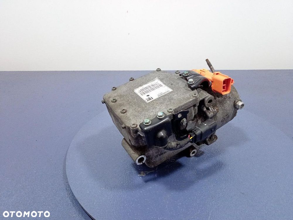 FIAT 500E I 12-19 EV USA ELEKTRYK SPRĘŻARKA POMPA KLIMATYZACJI 68106049AE - 2