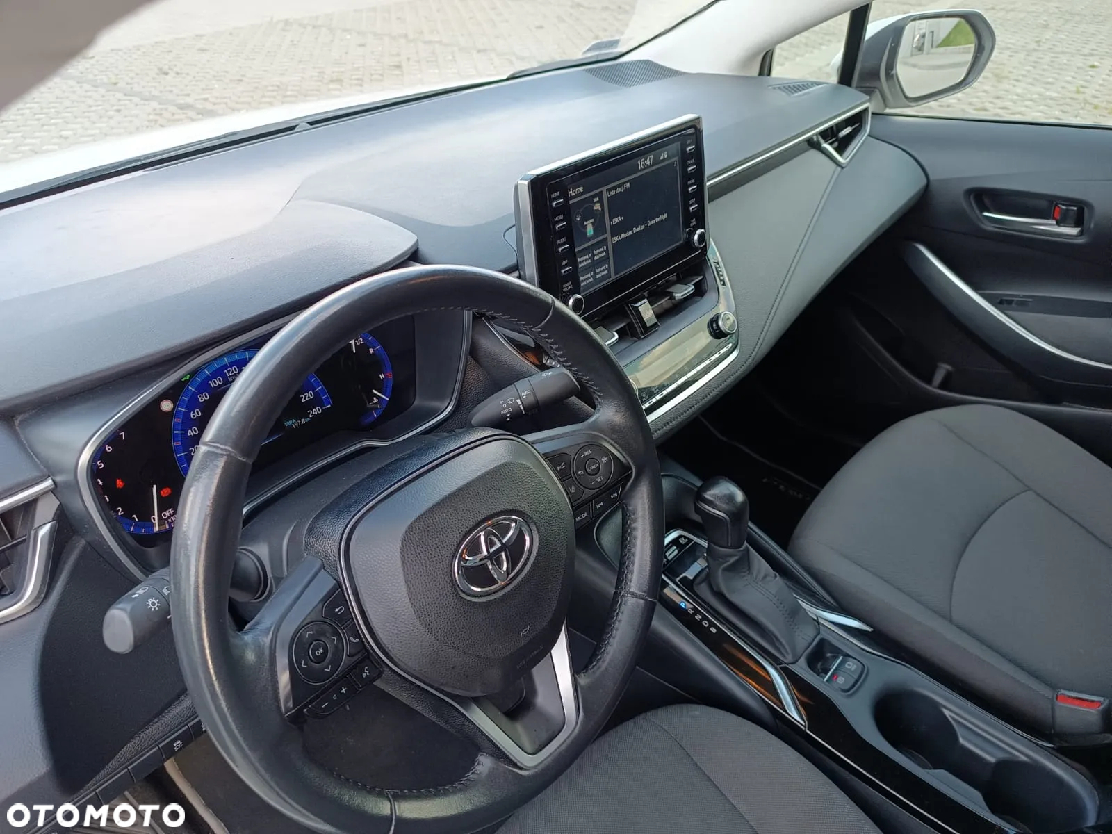 Toyota Corolla - 9
