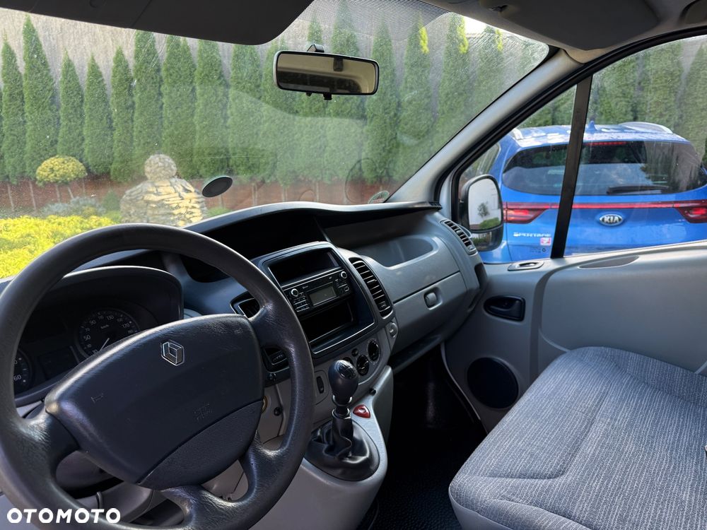 Renault Trafic - 10
