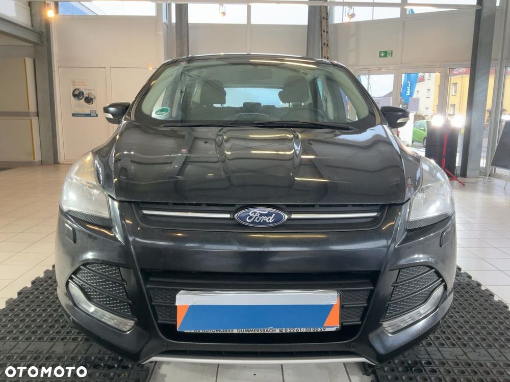 Ford Kuga 2.0 TDCi 2x4 Titanium - 5