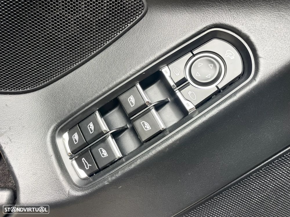 Porsche Panamera 4 S PDK - 29