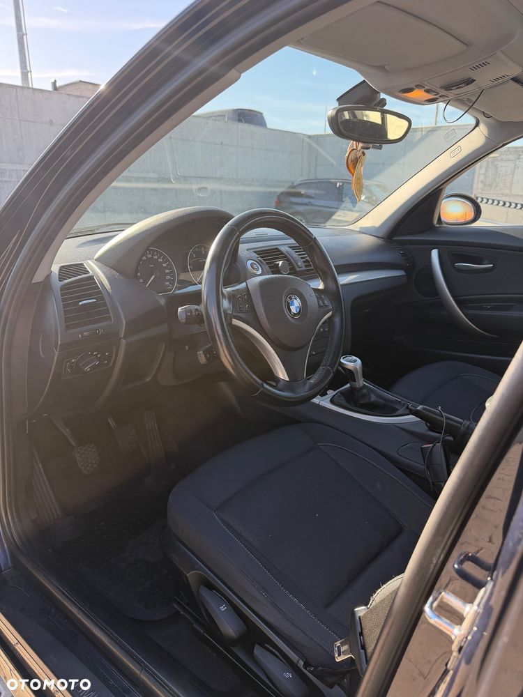 BMW 1 Series 2007 photo 3