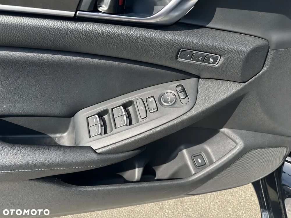 Honda Accord - 13