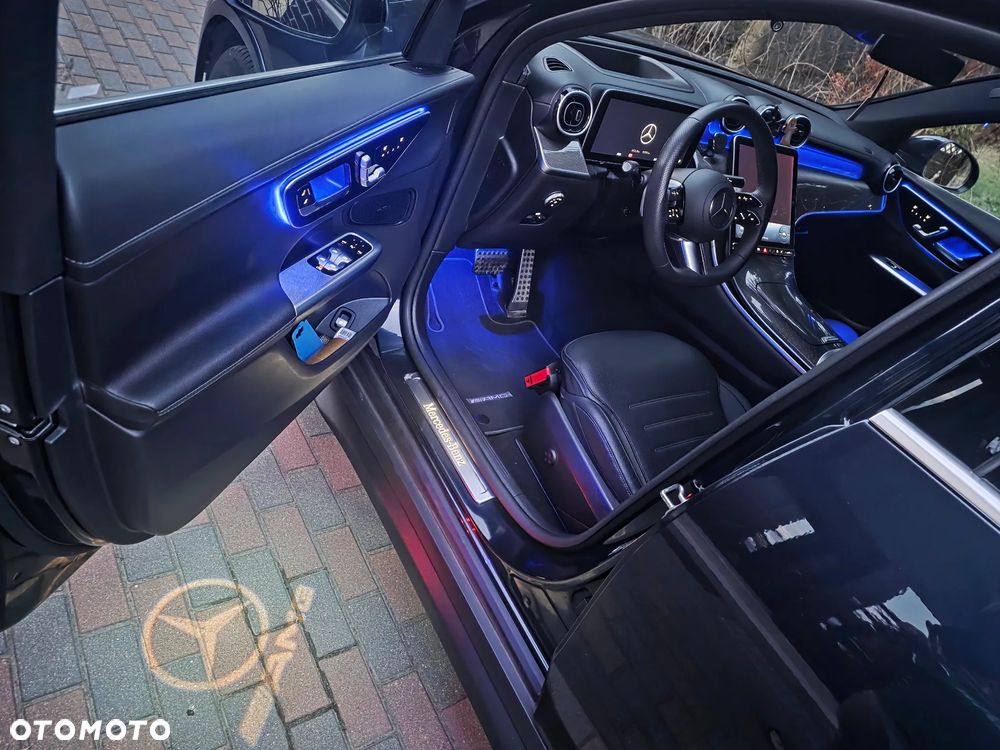 Mercedes-Benz GLC - 29