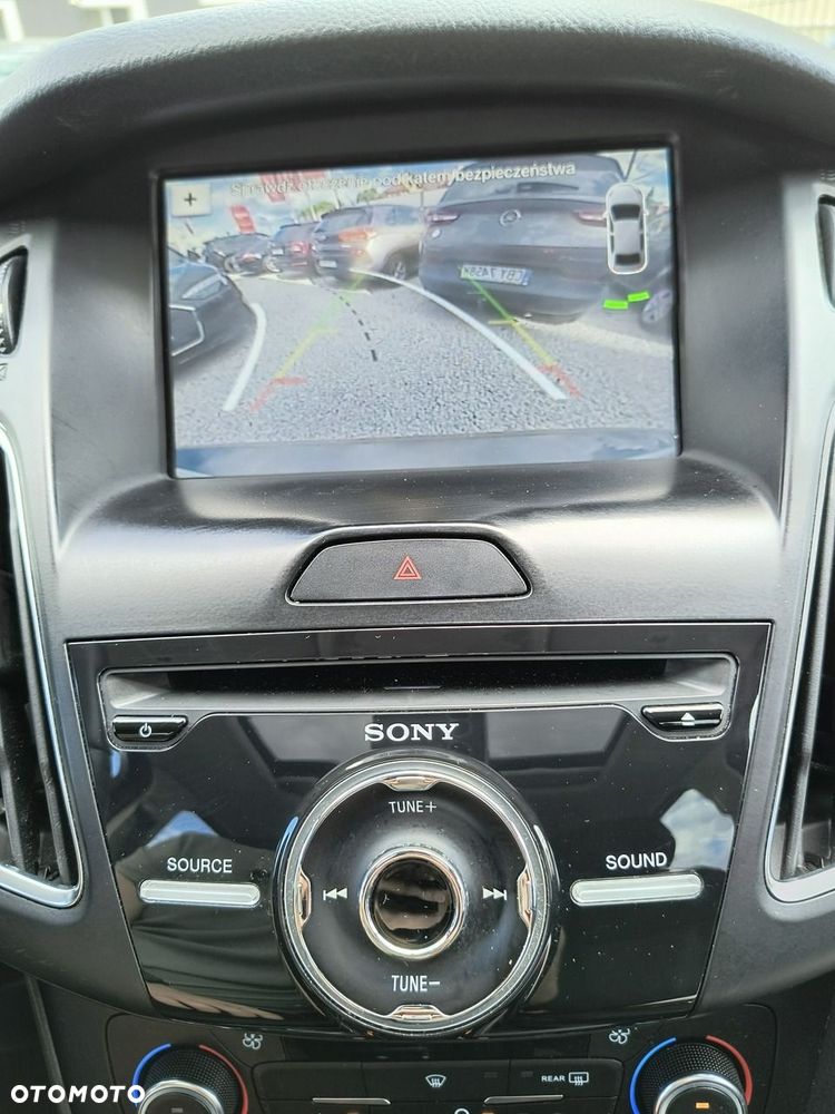 Ford Focus - 33