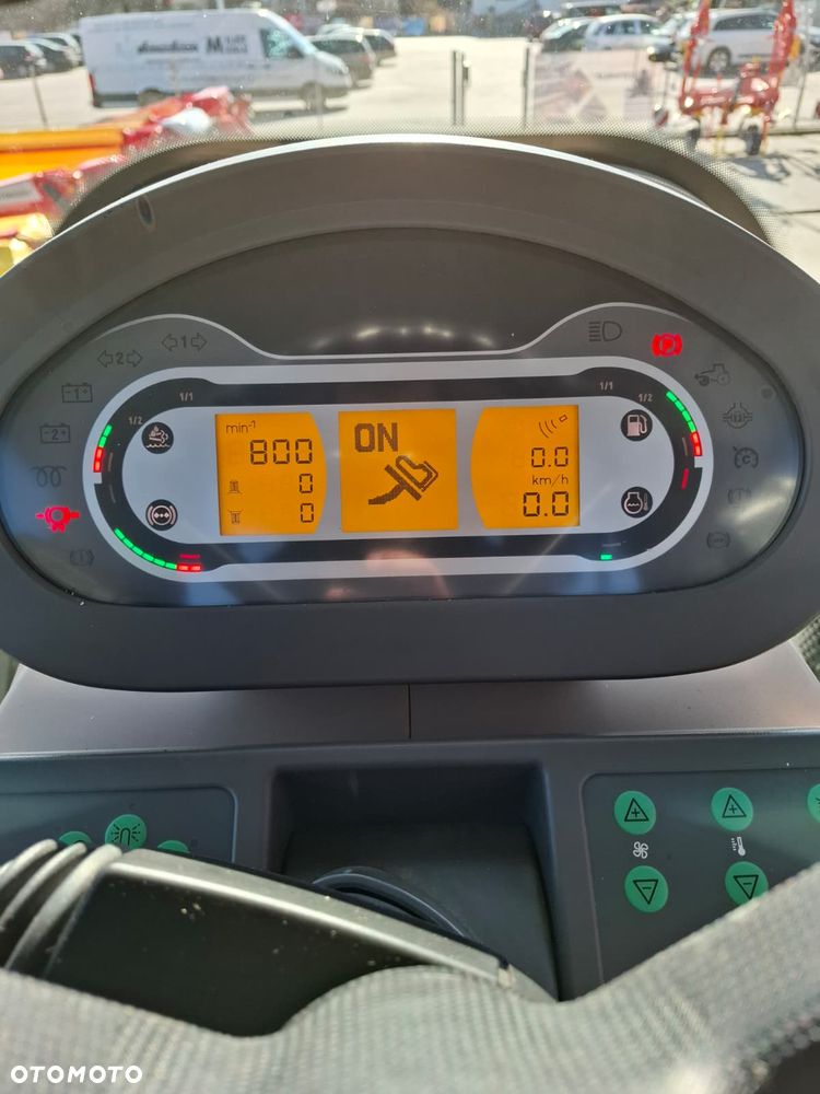 Fendt Vario 824 Profi Plus - 11