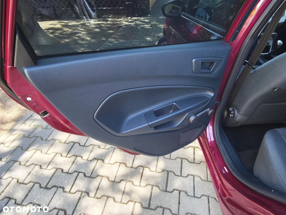 Ford Fiesta 1.25 Champions Edition - 19