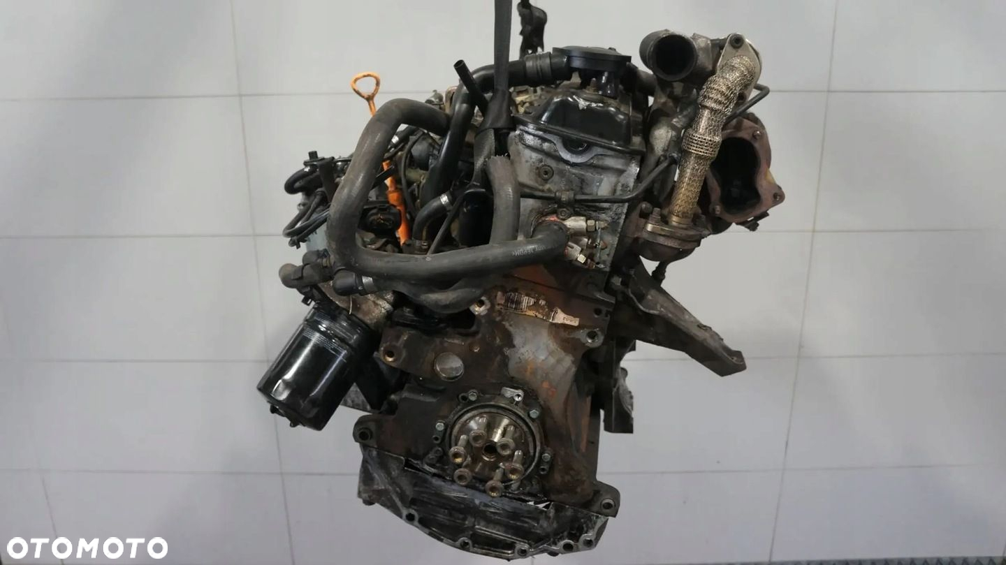 SILNIK KOMPLETNY POMPA WTRYSKI 1.9 TDI AHU 90KM VW PASSAT B5 AUDI A4 B5 - 4