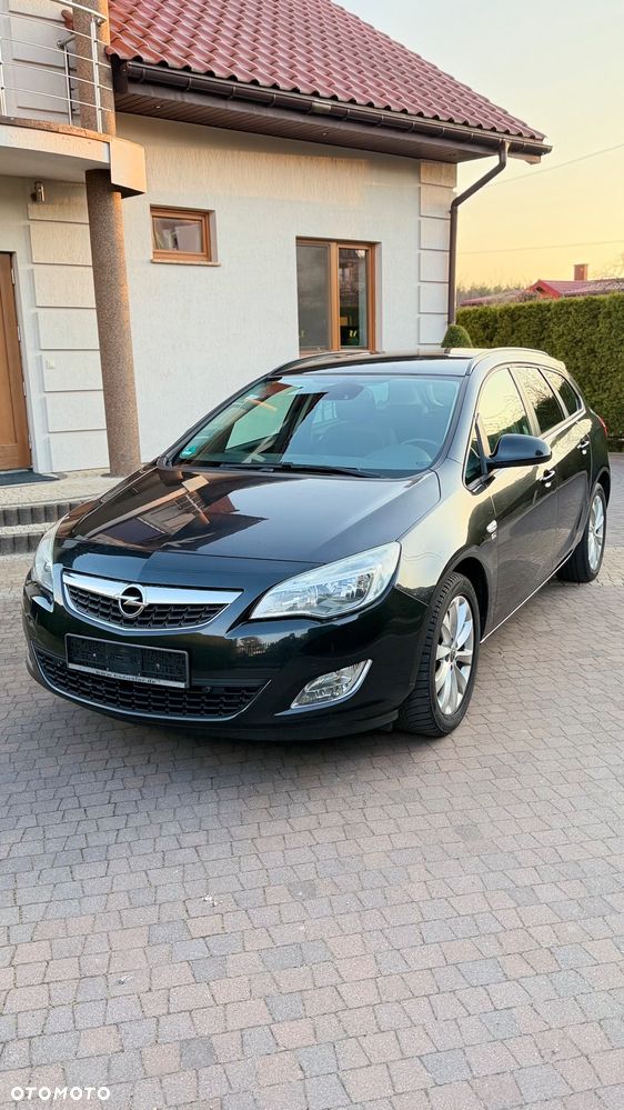 Opel Astra 1.7 CDTI DPF 150 Jahre - 1
