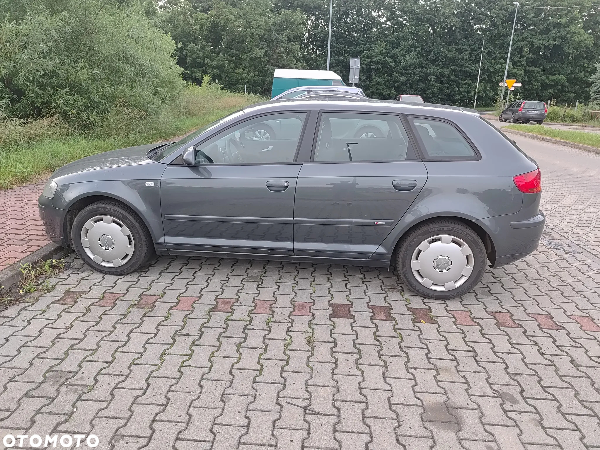 Audi A3 2.0 FSI Ambiente - 2
