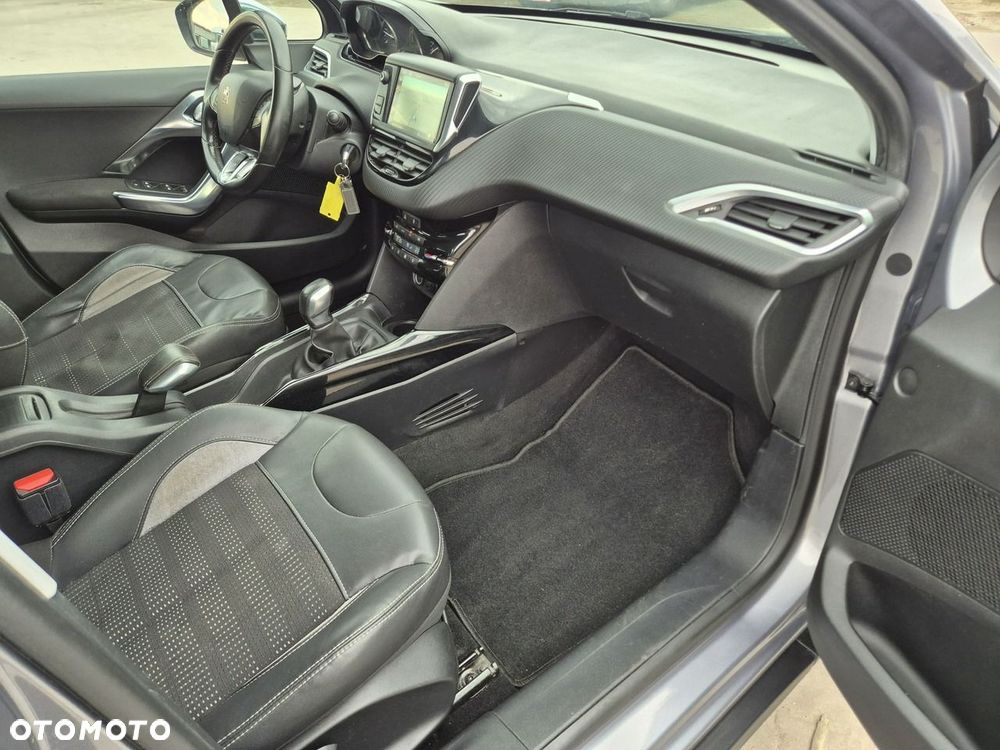 Peugeot 2008 - 14