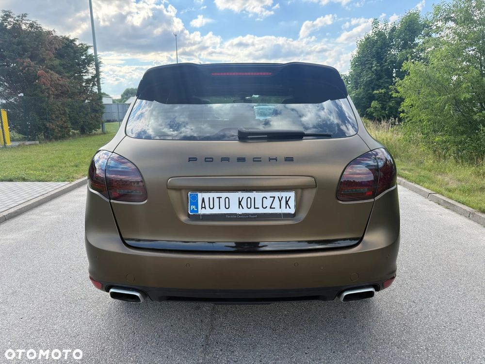 Porsche Cayenne - 6