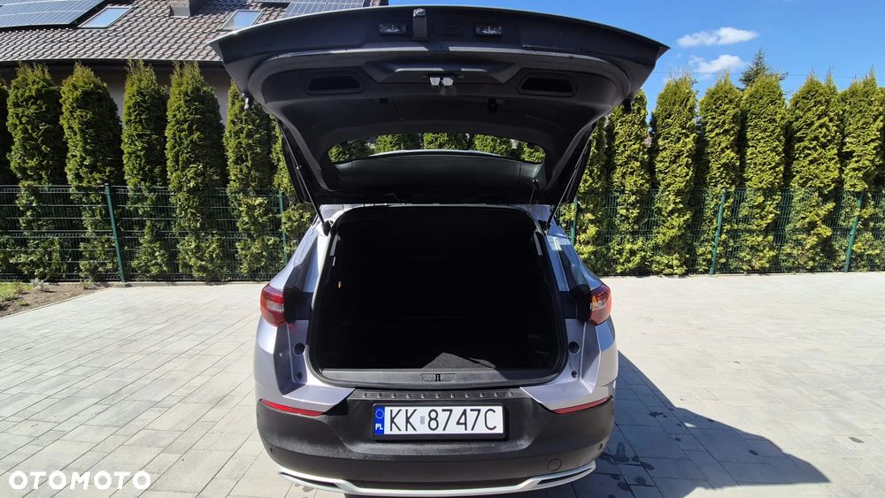 Opel Grandland X 1.6 T Elegance S&S - 16