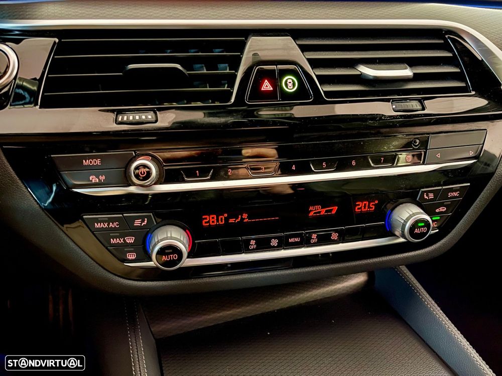 BMW 520 e Pack M - 25