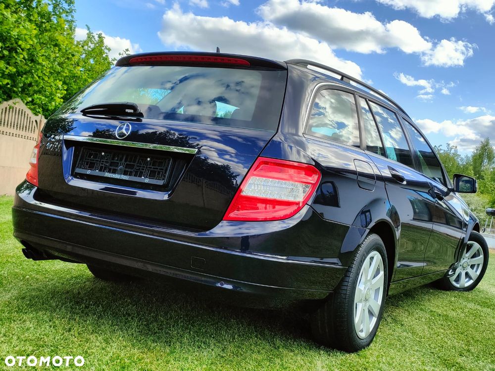 Mercedes-Benz Klasa C 200 CDI DPF (BlueEFFICIENCY) Avantgarde - 15