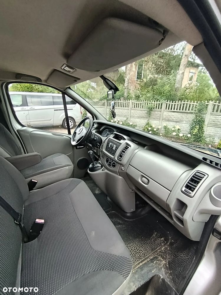 Opel Vivaro L2H1 Easytronic - 10