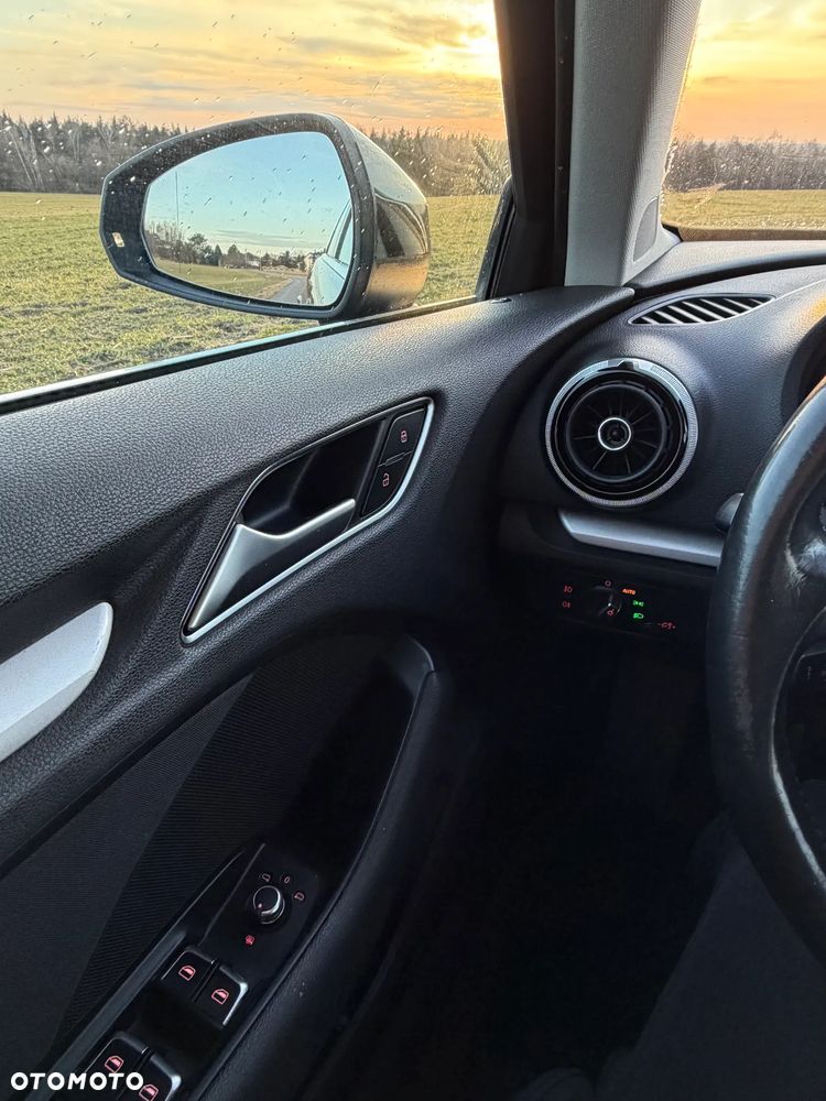 Audi A3 Sportback 1.6 TDI - 13