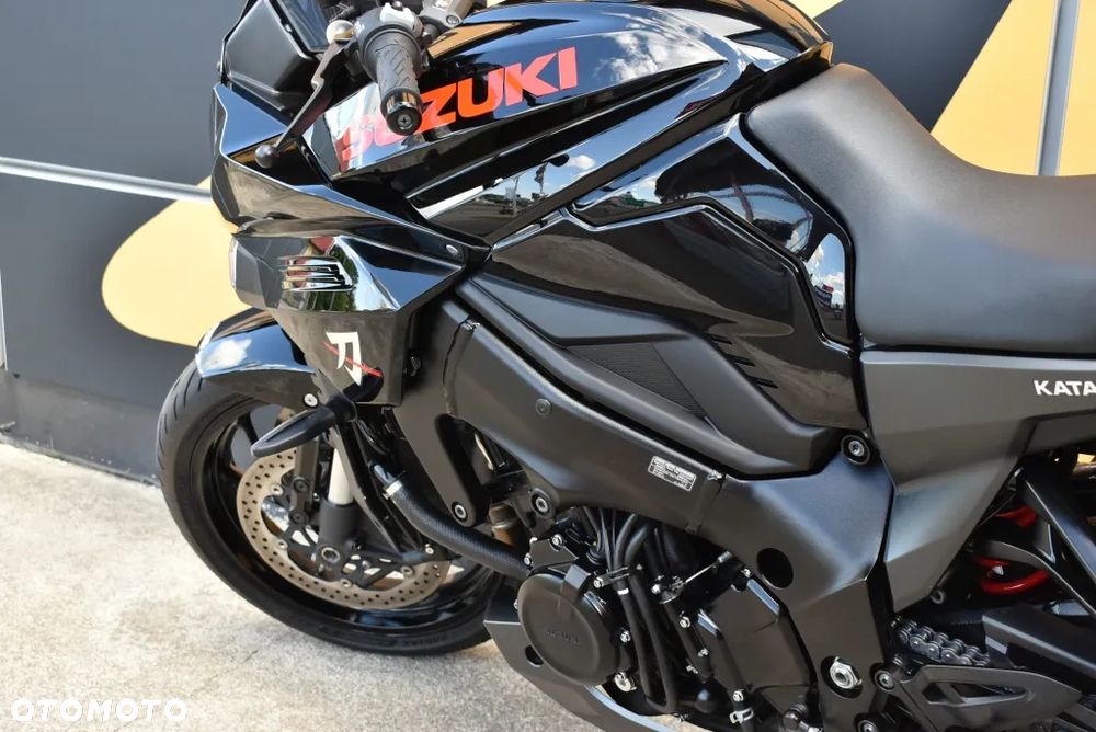 Suzuki Katana - 14