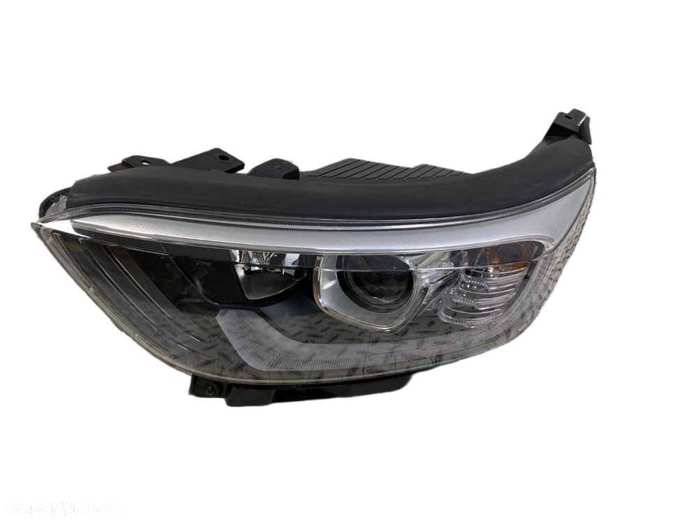 KIA STONIC LAMPA LEWA PRZEDNIA PRZÓD SOCZEWKA + LED EUROPA IDEALNA 92101-H8 - 1