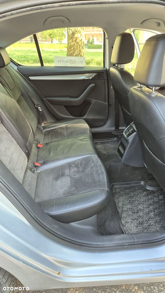 Skoda Octavia 2.0 TDI Elegance - 14
