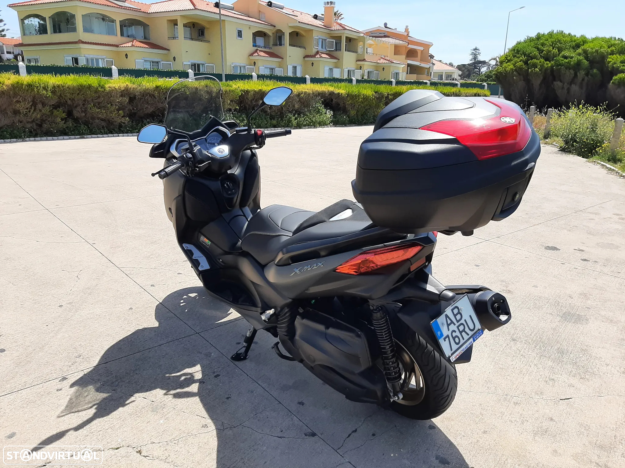 Yamaha X-Max 400 Tech Max - 5