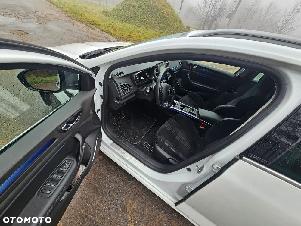 Renault Megane ENERGY dCi 165 EDC BOSE EDITION - 4