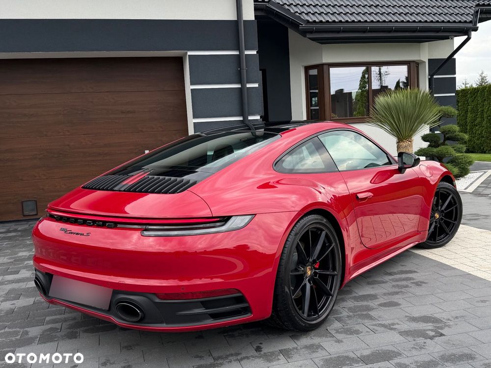 Porsche 911 Carrera S - 4