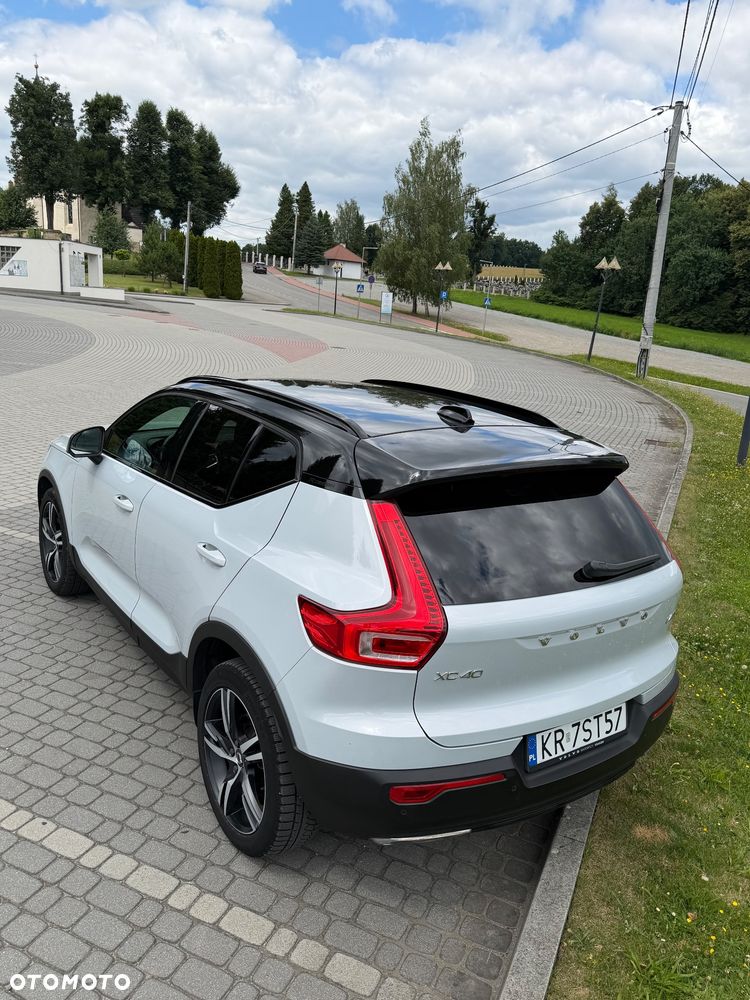 Volvo XC 40 T4 AWD R-Design - 5