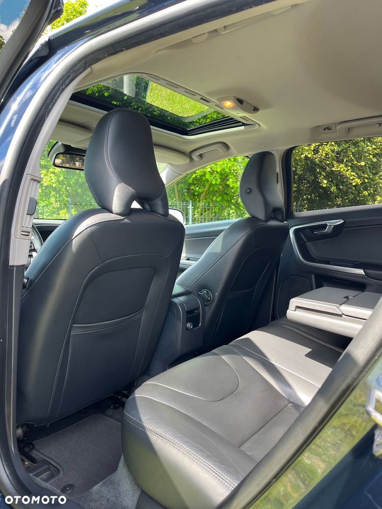 Volvo V60 D4 Drive-E Kinetic - 16