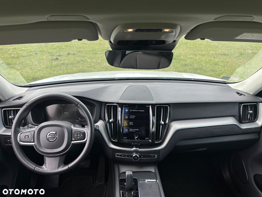 Volvo XC 60 B4 B Momentum - 14
