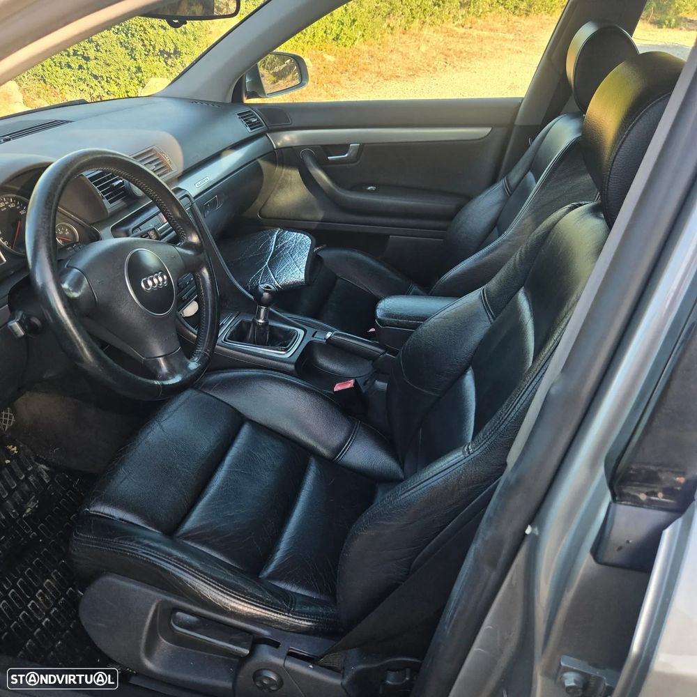 Audi A4 Avant 2.5 TDI quattro - 4