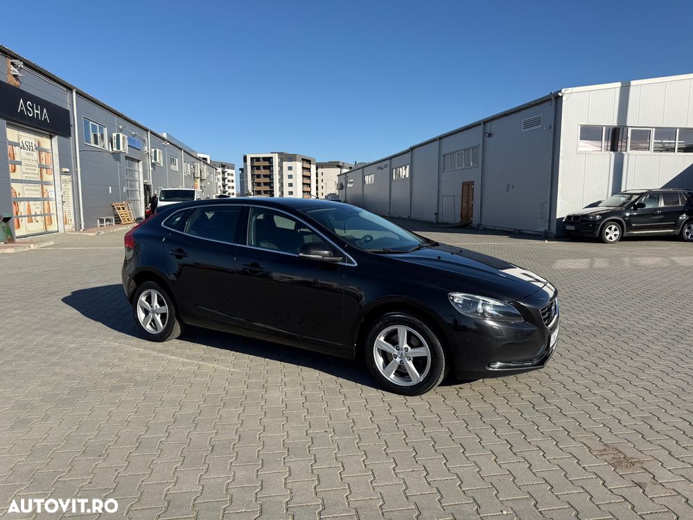 Volvo V40 D2 Summum - 2