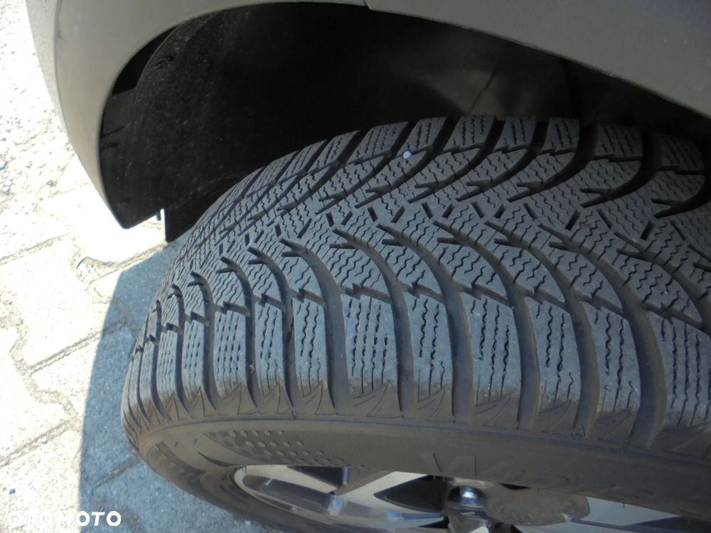 Kia Sportage 1.6 GDI 2WD DREAM-TEAM EDITION - 32